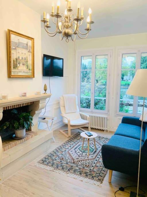Maison De Charme Avec Vue Sur Chateau ピエールフォン エクステリア 写真