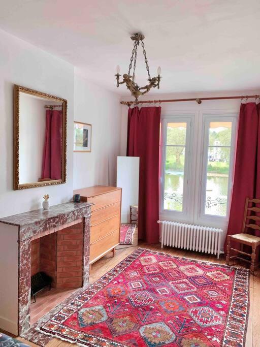 Maison De Charme Avec Vue Sur Chateau ピエールフォン エクステリア 写真